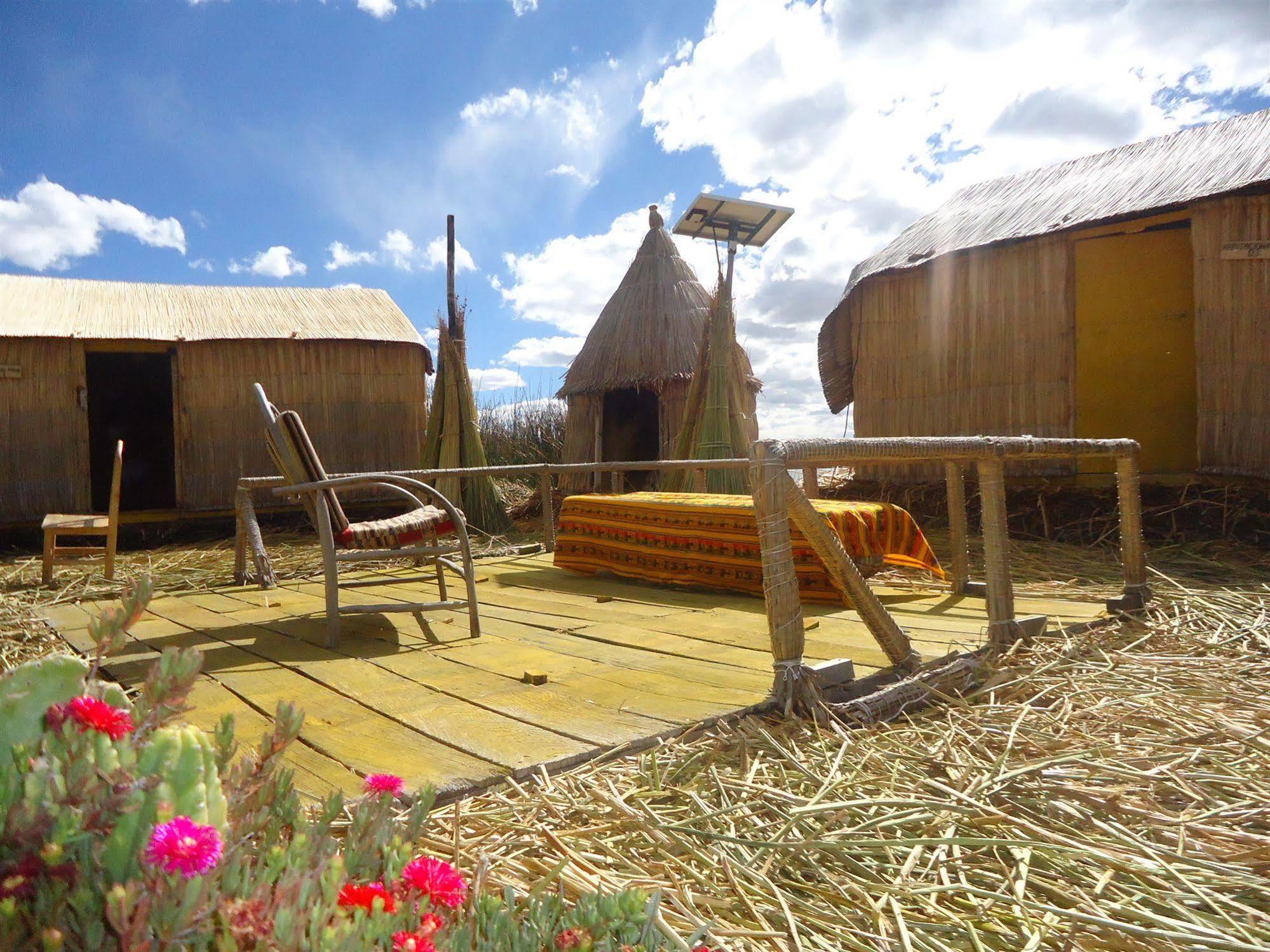 Uros Aruma Uro On Uros Floating Islands Puno Dış mekan fotoğraf